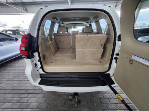 Toyota Land Cruiser Prado 2.8GD VX-L - Image 14
