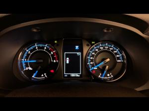 Toyota Hilux 2.8GD-6 double cab 4x4 Legend 55 - Image 9