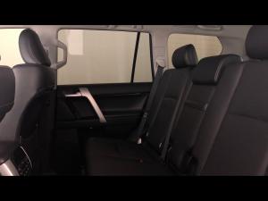 Toyota Land Cruiser Prado 2.8GD VX - Image 11