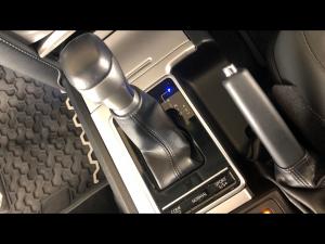 Toyota Land Cruiser Prado 2.8GD VX - Image 15