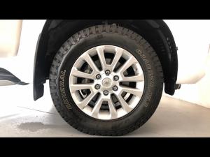 Toyota Land Cruiser Prado 2.8GD VX - Image 17