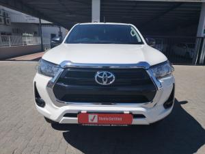 Toyota Hilux 2.4GD-6 double cab Raider manual - Image 4