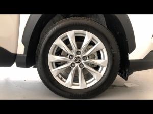 Toyota Corolla Cross 1.8 Xi - Image 17