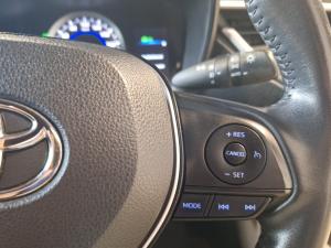Toyota Corolla Cross 1.8 Hybrid XS - Image 10