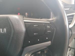 Isuzu D-Max 1.9TD double cab LS manual - Image 10