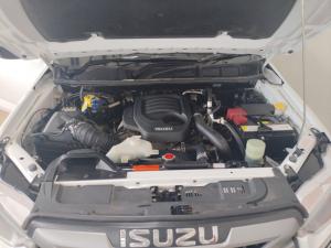 Isuzu D-Max 1.9TD double cab LS manual - Image 21