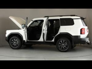 Toyota Land Cruiser Prado 2.8GD VX-R - Image 26