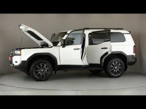 Toyota Land Cruiser Prado 2.8GD VX-R - Image 27