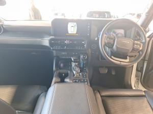 Toyota Land Cruiser Prado 2.8GD VX-R - Image 6