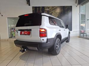 Toyota Land Cruiser Prado 2.8GD VX-R - Image 2