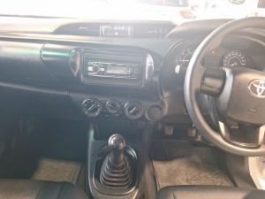 Toyota Hilux 2.4GD single cab S (aircon) - Image 6