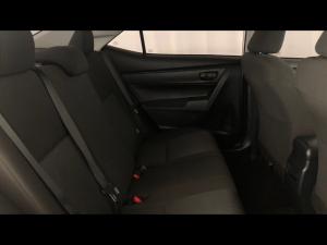 Toyota Corolla Quest 1.8 Plus manual - Image 12