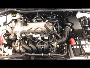 Toyota Corolla Quest 1.8 Plus manual - Image 14