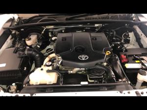 Toyota Hilux 2.4GD-6 single cab Raider manual - Image 14