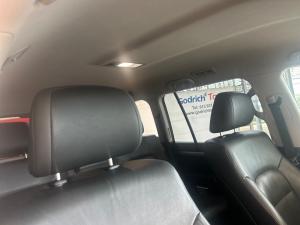 Toyota Land Cruiser 200 4.5D-4D V8 VX-R - Image 15