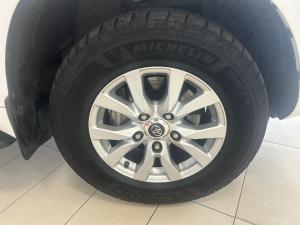 Toyota Land Cruiser 200 4.5D-4D V8 VX-R - Image 18