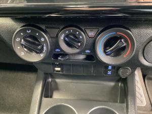 Toyota Hilux 2.4GD-6 double cab Raider auto - Image 15