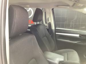 Toyota Hilux 2.4GD-6 double cab Raider auto - Image 16
