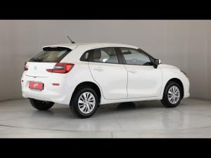 Toyota Starlet 1.5 Xi - Image 2