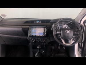 Toyota Hilux 2.4GD-6 single cab Raider manual - Image 6