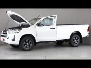 Toyota Hilux 2.4GD-6 single cab Raider manual - Image 27