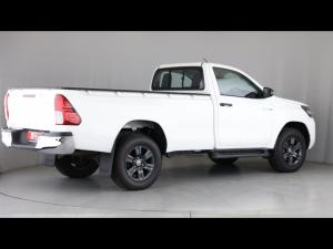 Toyota Hilux 2.4GD-6 single cab Raider manual - Image 2