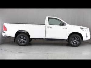 Toyota Hilux 2.4GD-6 single cab Raider manual - Image 3