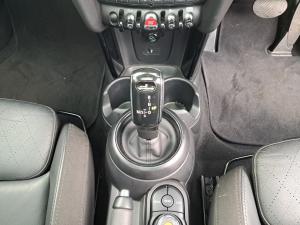 MINI Hatch Cooper S Hatch 5-door - Image 12