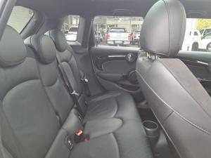 MINI Hatch Cooper S Hatch 5-door - Image 17
