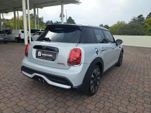 MINI Hatch Cooper S Hatch 5-door - Image 2