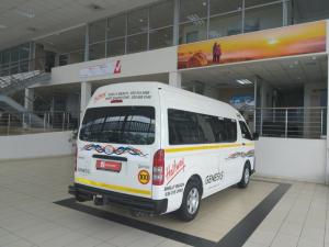 Toyota Hiace 2.5D-4D Ses-fikile 16-seater - Image 2