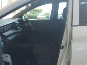 Toyota Rumion 1.5 S - Image 7