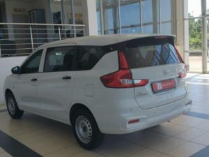 Toyota Rumion 1.5 S - Image 10