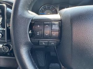 Toyota Hilux 2.8GD-6 48V double cab 4x4 Legend RS - Image 9