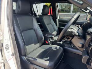 Toyota Hilux 2.8GD-6 48V double cab 4x4 Legend RS - Image 15