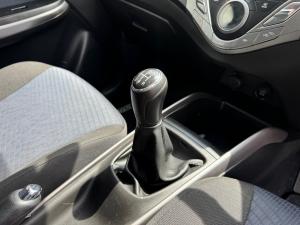 Toyota Starlet 1.4 XR - Image 12