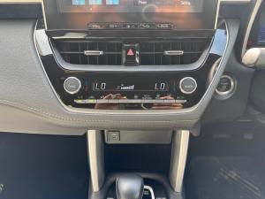 Toyota Corolla Cross 1.8 HEV XS - Image 14