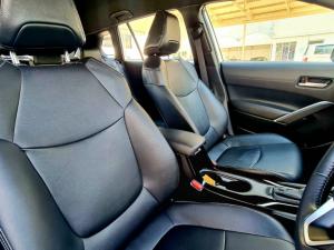 Toyota Corolla Cross 1.8 XS - Image 13