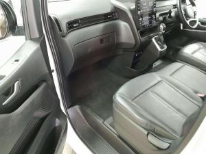 Hyundai Staria 2.2D Executive automatic - Image 18