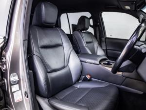 Toyota Land Cruiser 300 3.3D ZX - Image 10