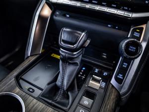 Toyota Land Cruiser 300 3.3D ZX - Image 14