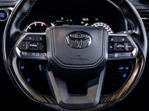 Toyota Land Cruiser 300 3.3D ZX - Image 16