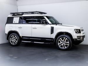 Land Rover Defender 110 D300 X-Dynamic HSE - Image 2