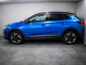 Opel Grandland X 1.6 Turbo Cosmo - Image 2