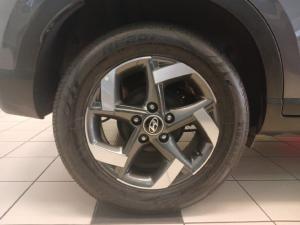 Hyundai Venue 1.0T Fluid auto - Image 12