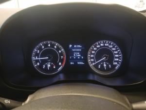 Hyundai Venue 1.0T Fluid auto - Image 9