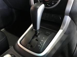 Isuzu D-Max 300 3.0TD double cab 4x4 LX auto - Image 10