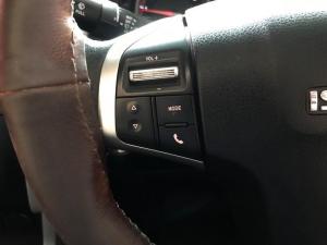 Isuzu D-Max 300 3.0TD double cab 4x4 LX auto - Image 19