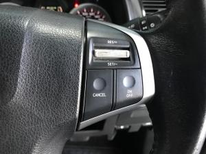 Isuzu D-Max 300 3.0TD double cab 4x4 LX auto - Image 20