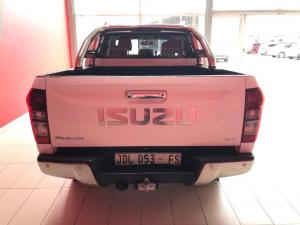 Isuzu D-Max 300 3.0TD double cab 4x4 LX auto - Image 5